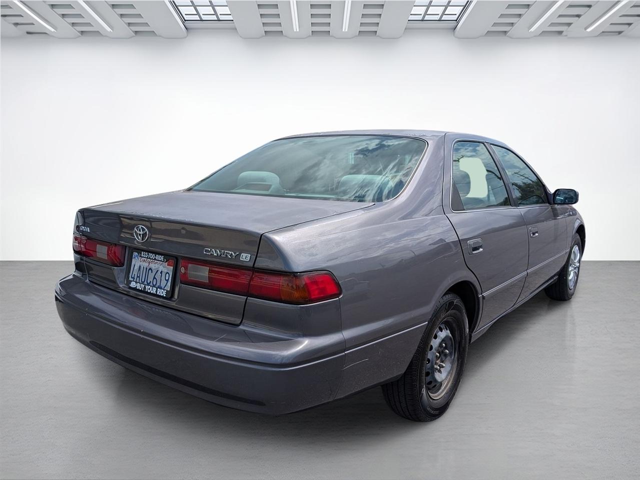 Toyota Camry  1998