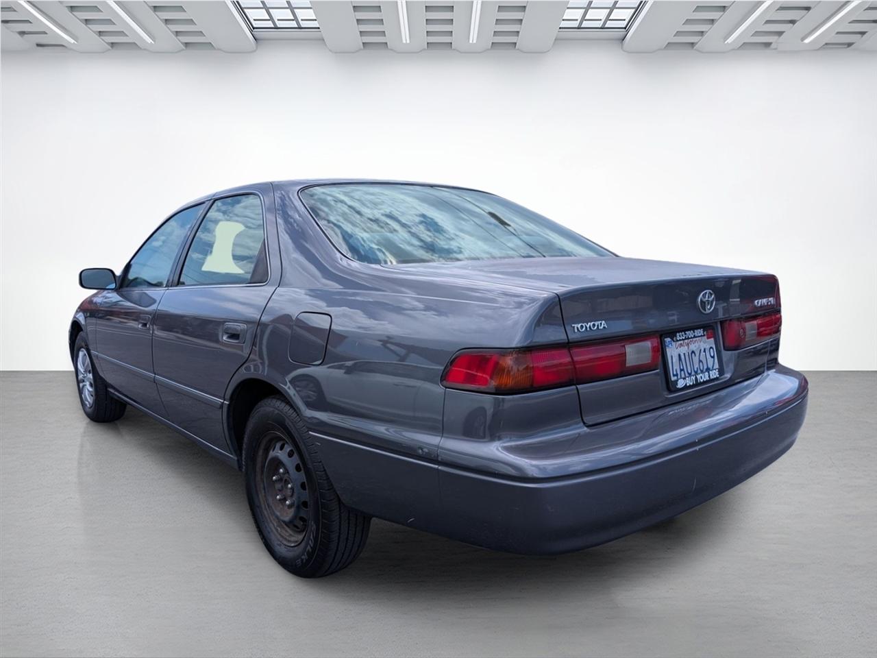 Toyota Camry  1998