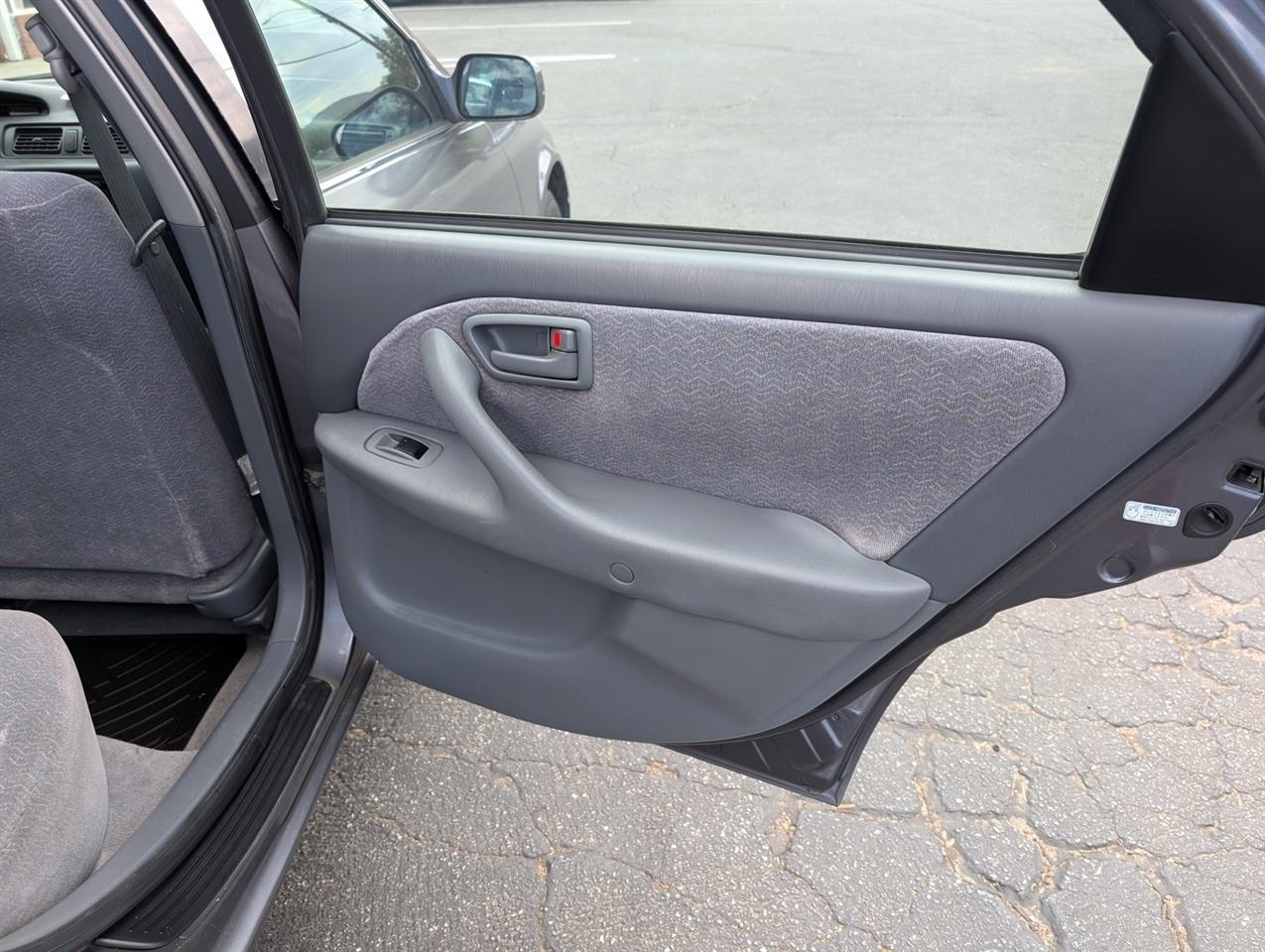 Toyota Camry  1998