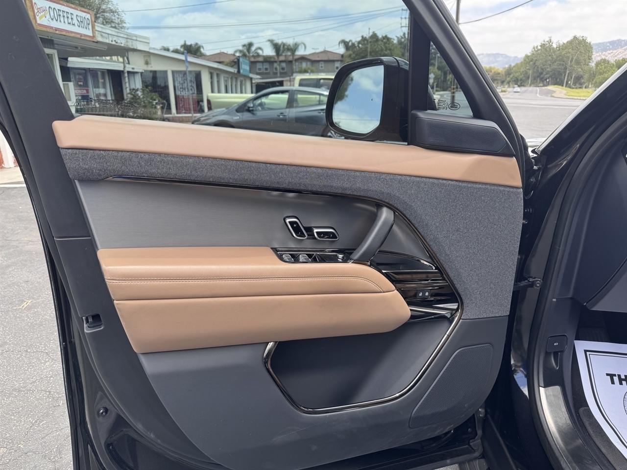 Land Rover Range Rover Sport  2024