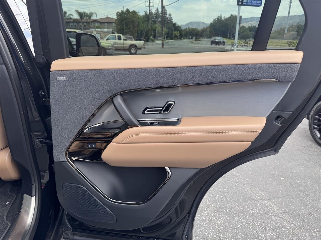 Land Rover Range Rover Sport  2024