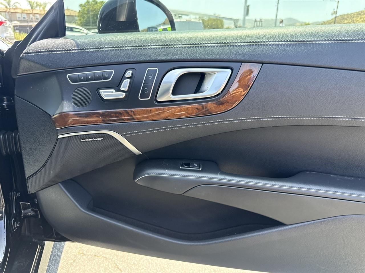 Mercedes-Benz SL-Class  2013