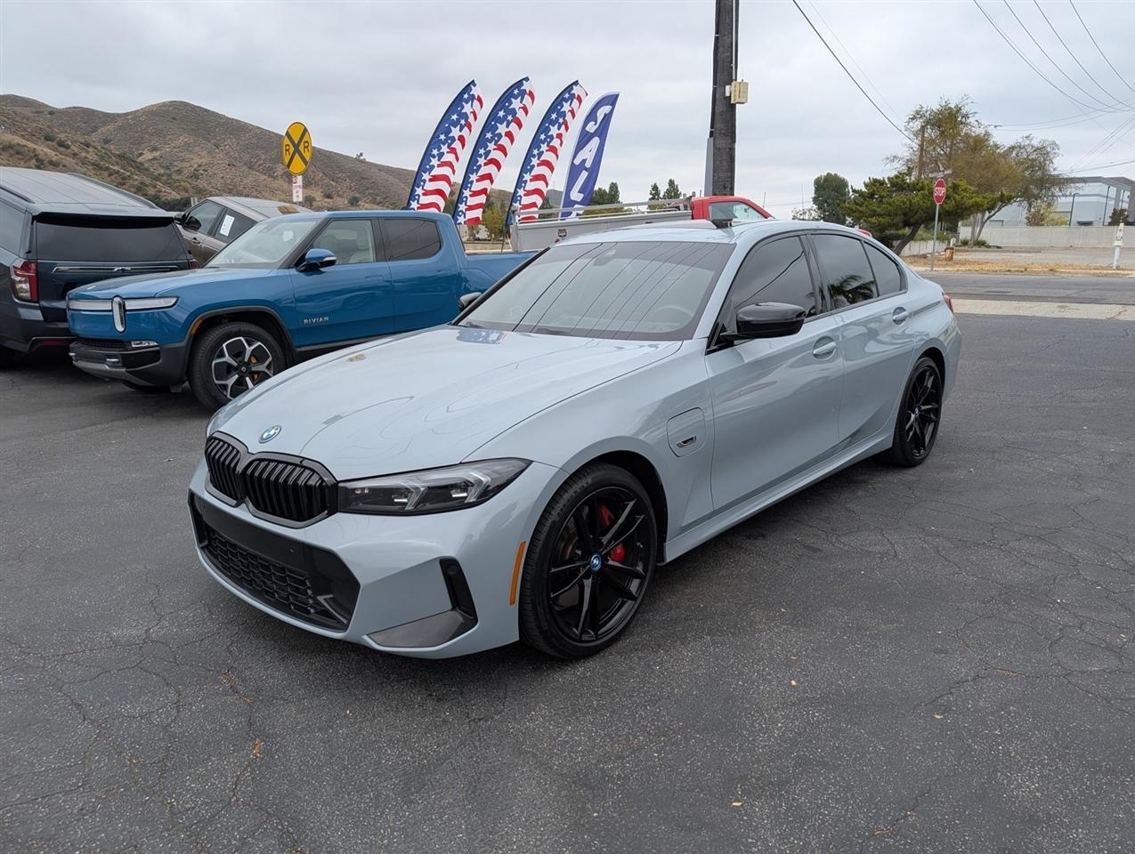 BMW 3 Series  2023