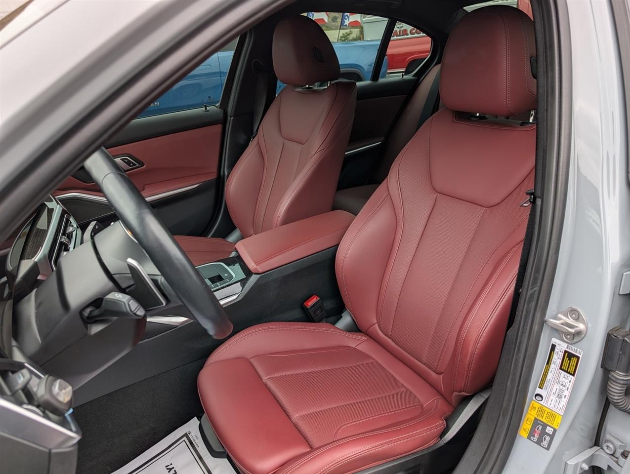 BMW 3 Series  2023