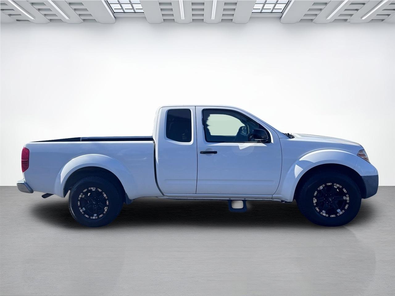 Nissan Frontier  2012