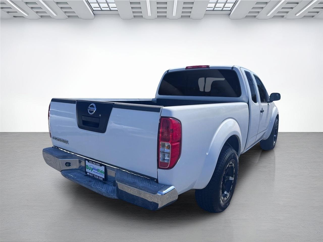 Nissan Frontier  2012