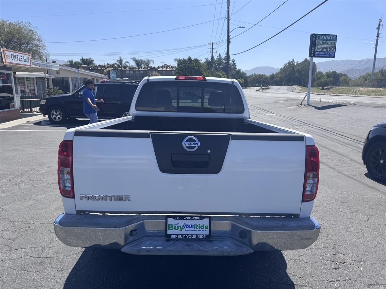 Nissan Frontier  2012
