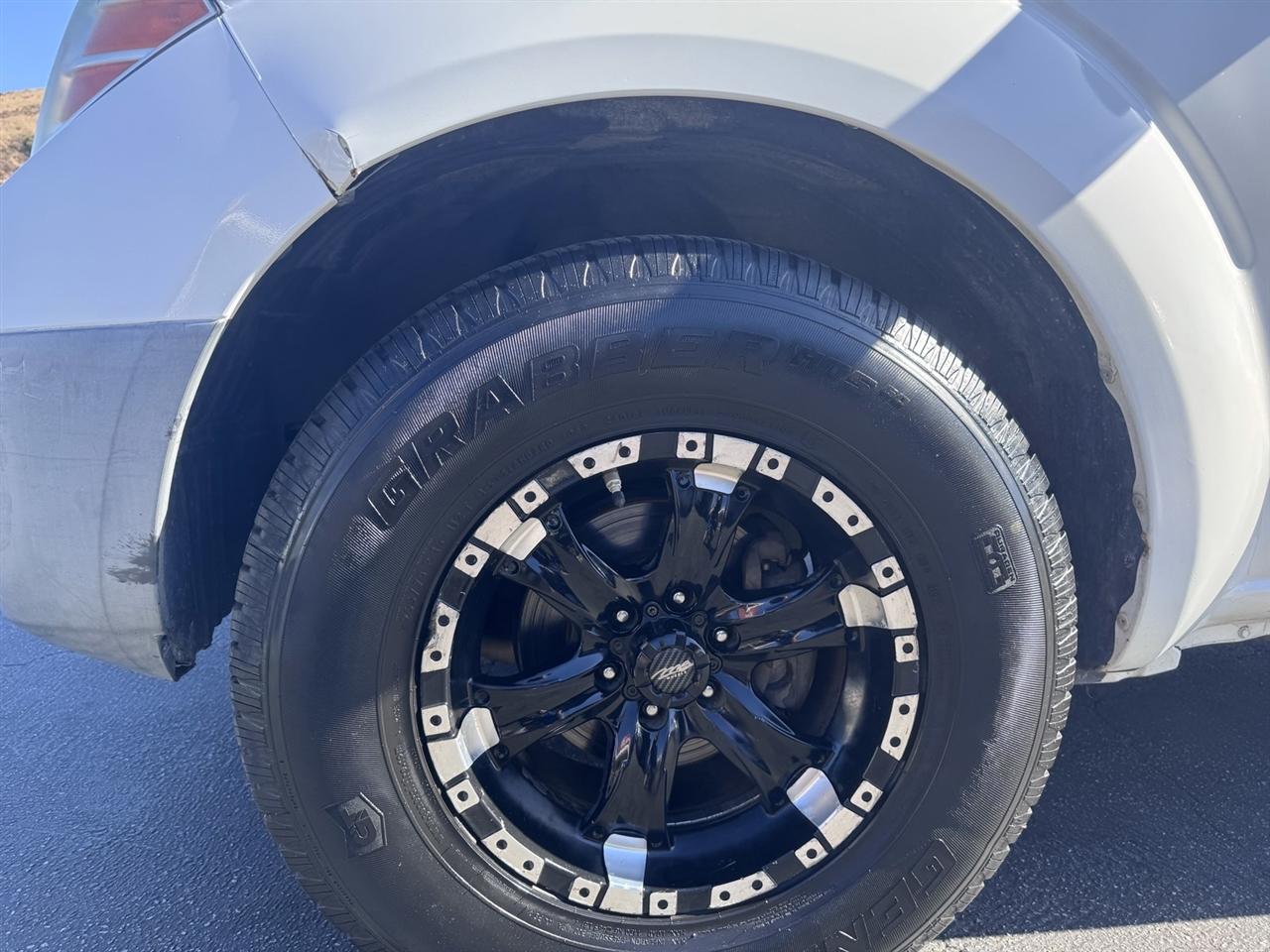 Nissan Frontier  2012