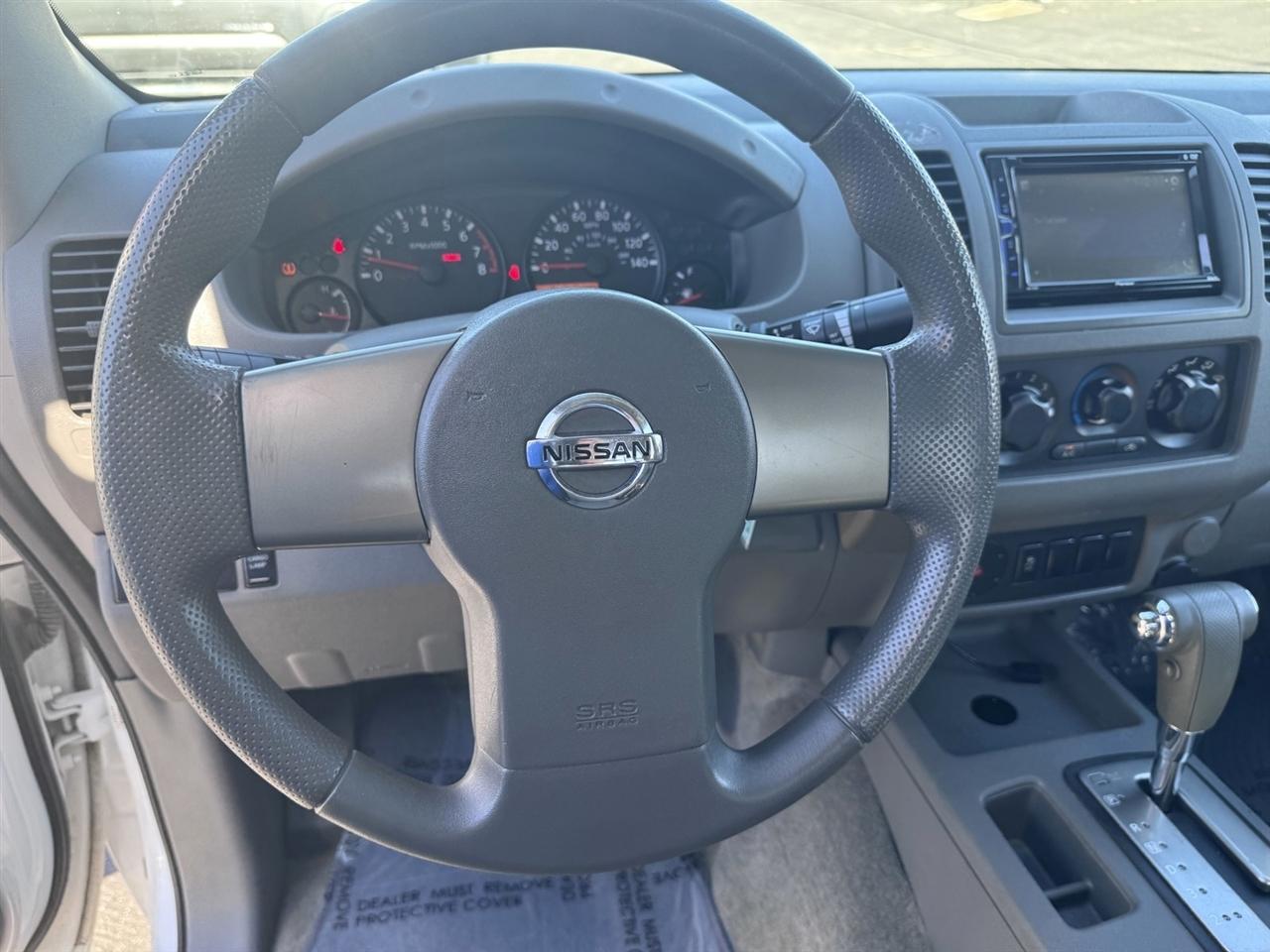 Nissan Frontier  2012