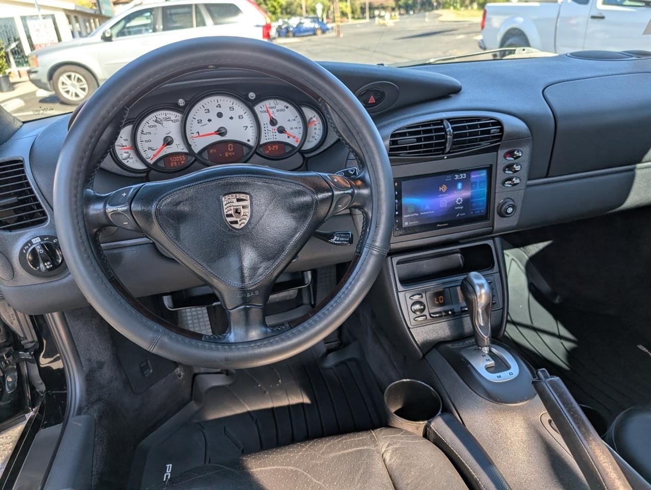 Porsche 911 Carrera  1999