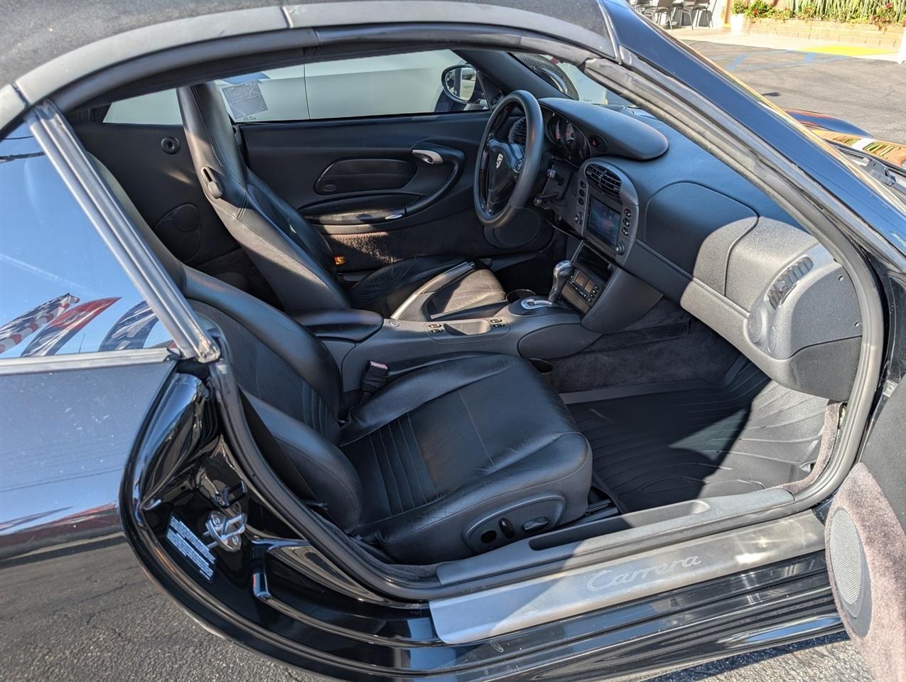 Porsche 911 Carrera  1999