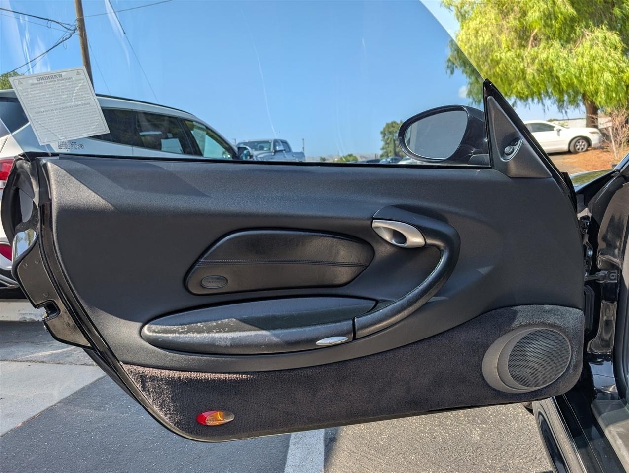 Porsche 911 Carrera  1999
