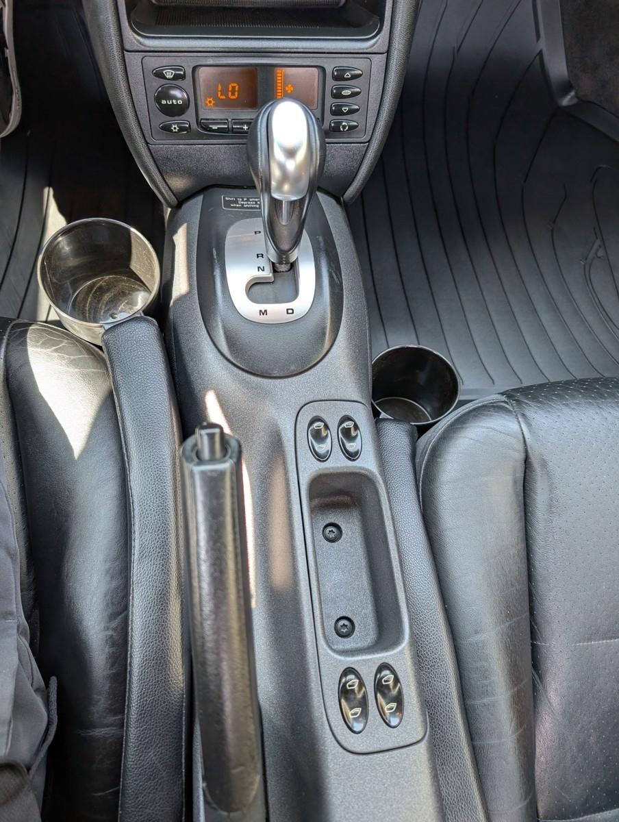 Porsche 911 Carrera  1999