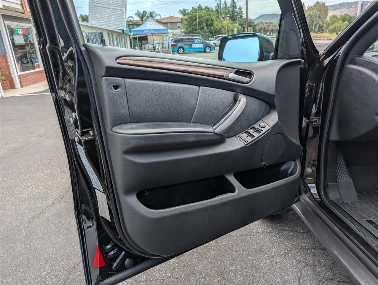 BMW X5  2002