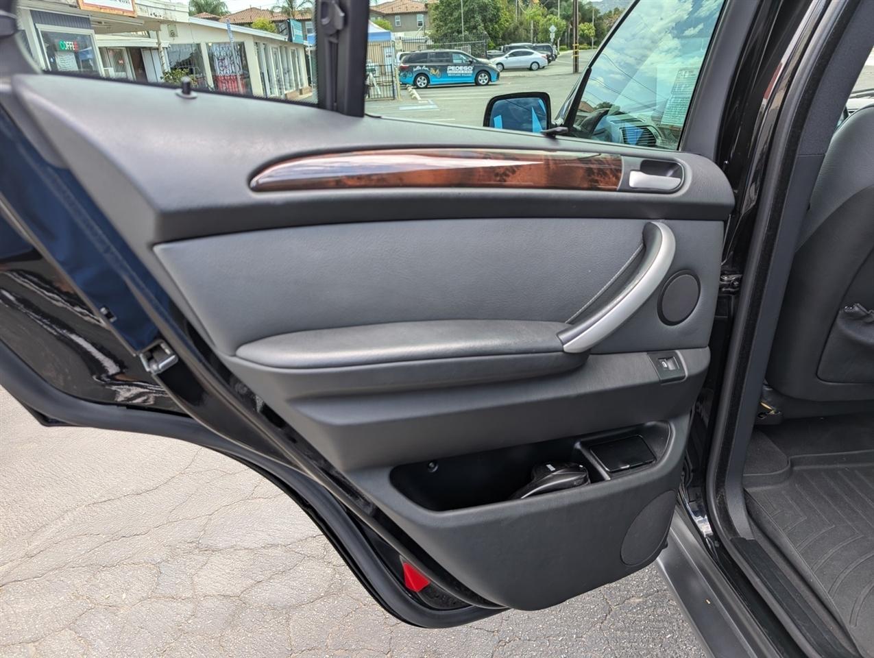 BMW X5  2002