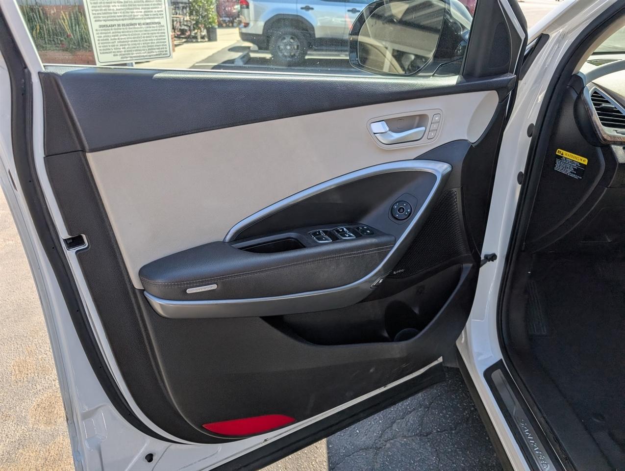 Hyundai Santa Fe SE Ultimate 2017