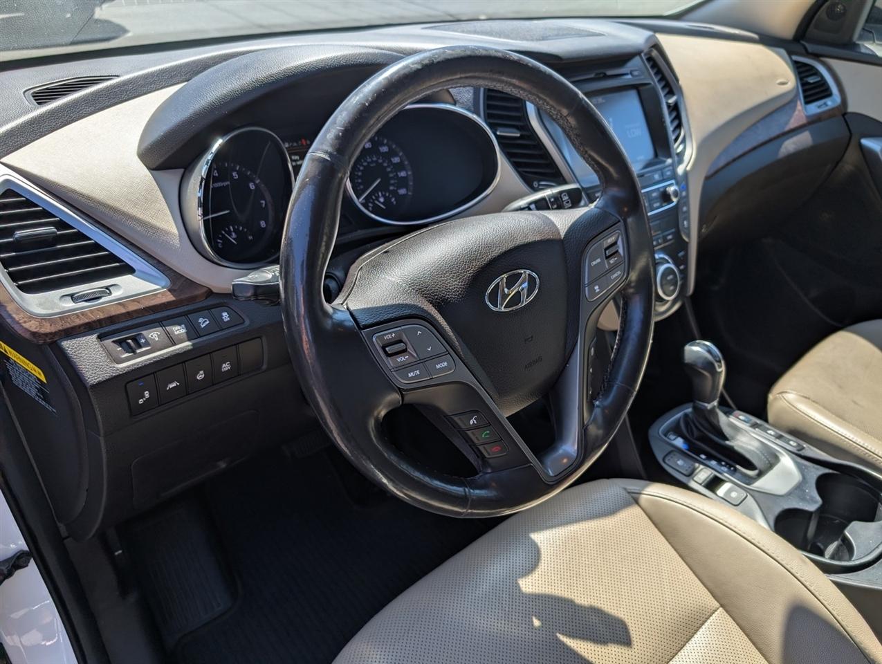 Hyundai Santa Fe SE Ultimate 2017