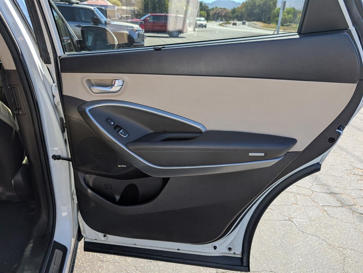 Hyundai Santa Fe SE Ultimate 2017