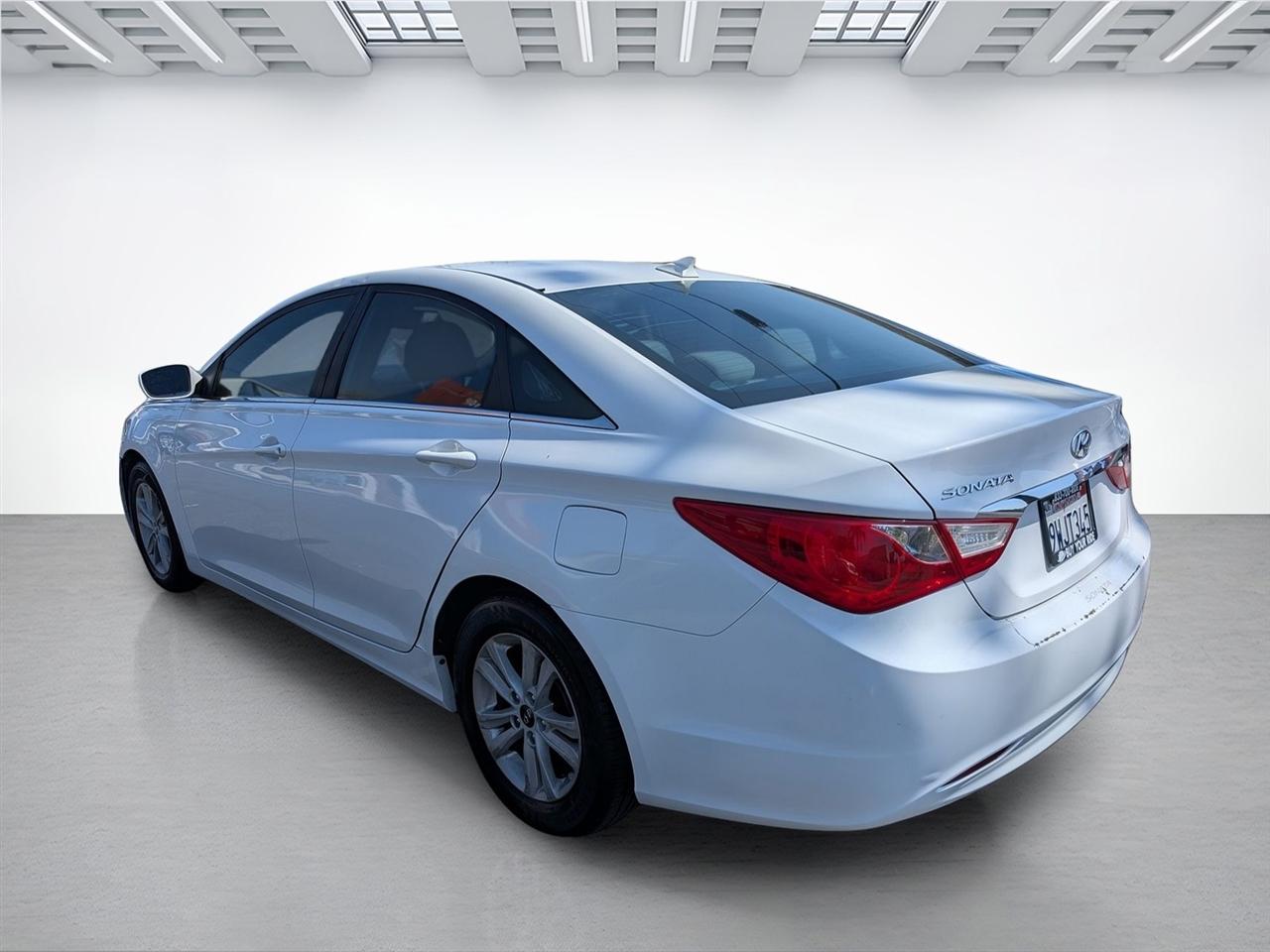 Hyundai Sonata GLS 2013