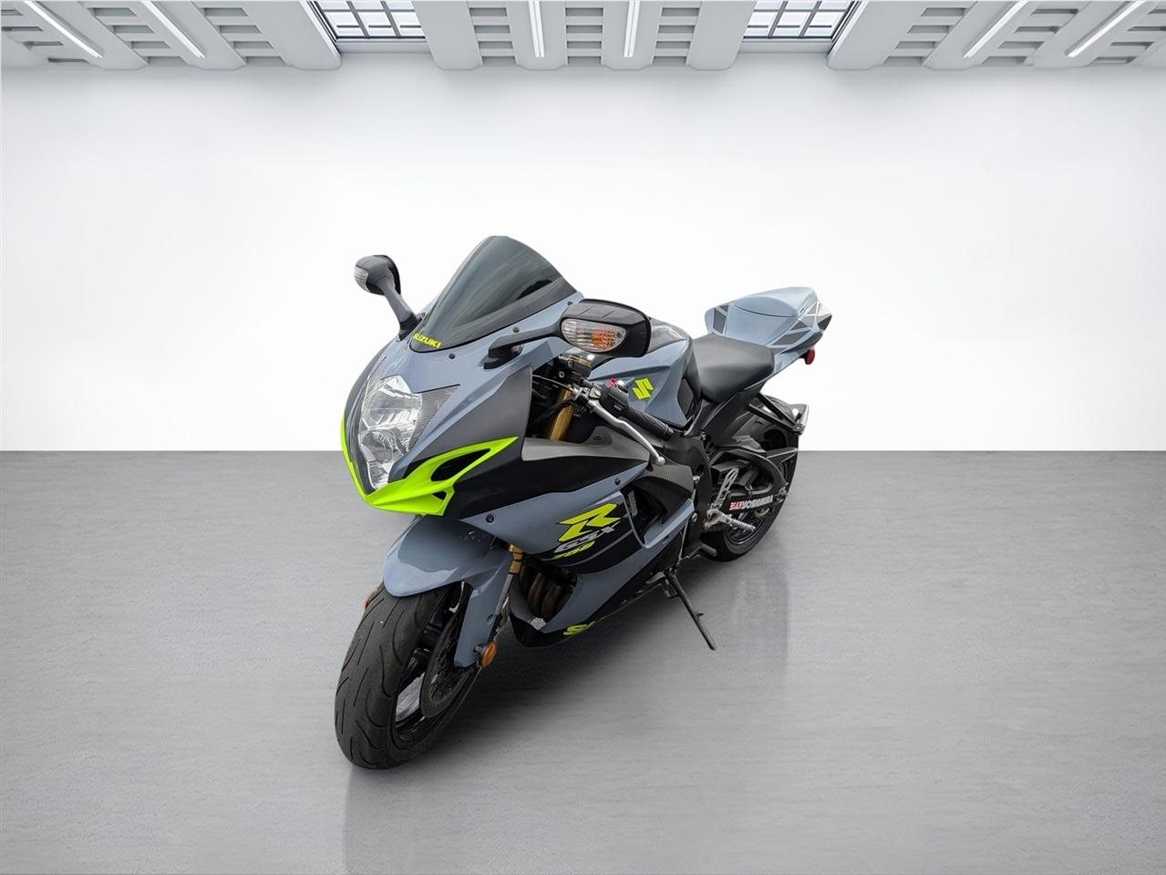 Suzuki GSX-R750  2014