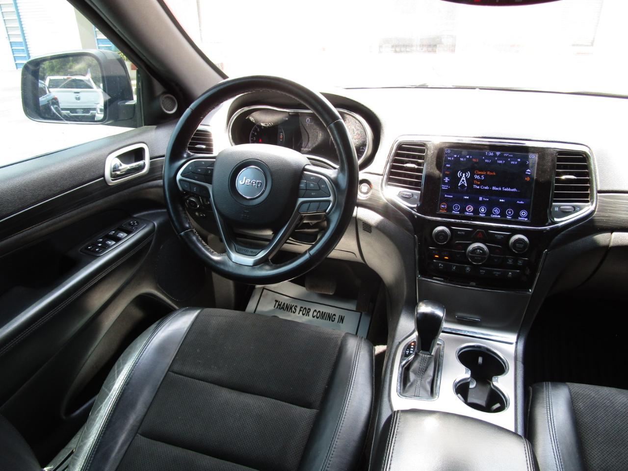 Jeep Grand Cherokee Laredo 4D SUV 4WD 2020
