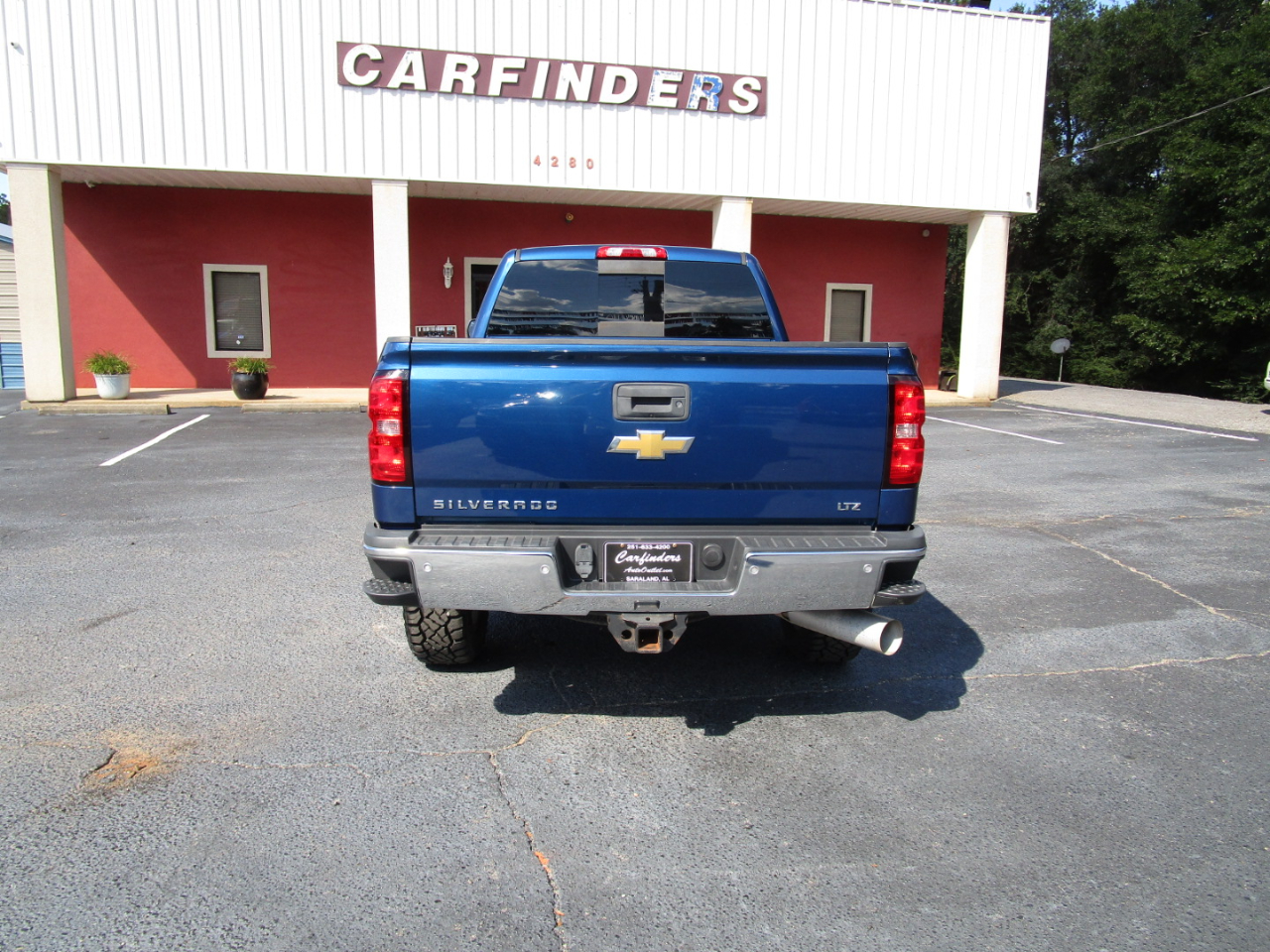 2016 Chevrolet Silverado 2500HD LTZ photo 3