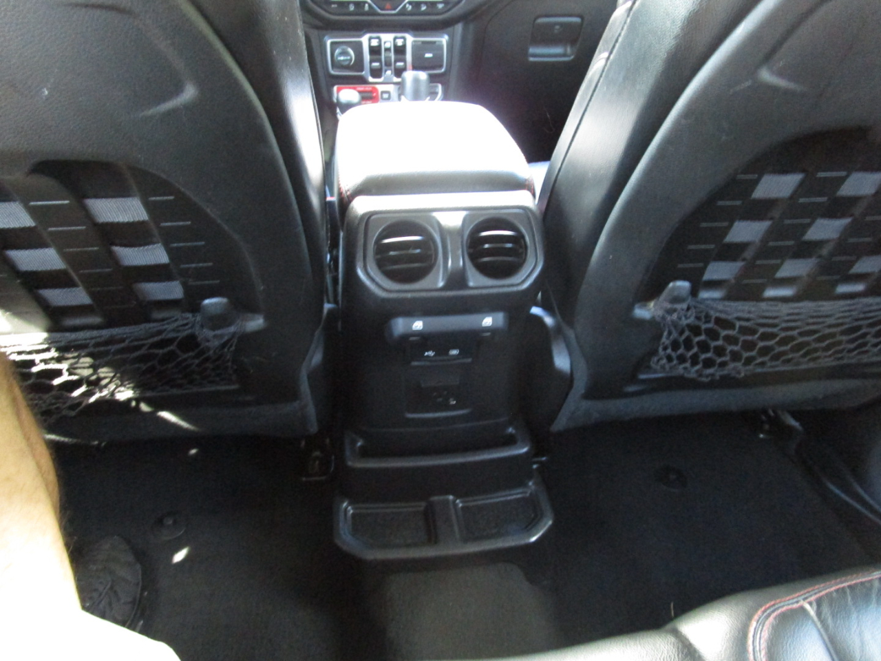 2019 Jeep Wrangler Unlimited Rubicon photo 16