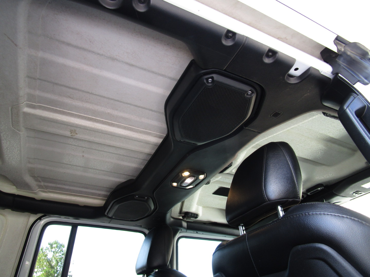 2019 Jeep Wrangler Unlimited Rubicon photo 28