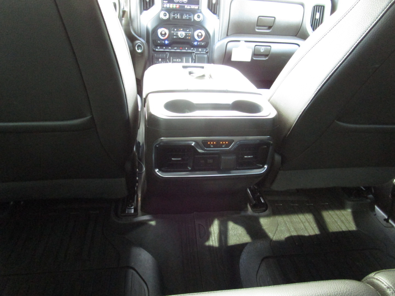 GMC Sierra 2500HD 4WD Crew Cab 159" Denali 2020 GMC Sierra 2500HD 4WD Crew Cab 159" Denali 2020