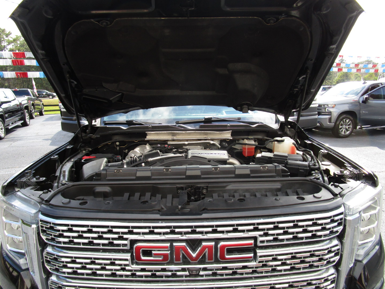 GMC Sierra 2500HD 4WD Crew Cab 159" Denali 2020 GMC Sierra 2500HD 4WD Crew Cab 159" Denali 2020