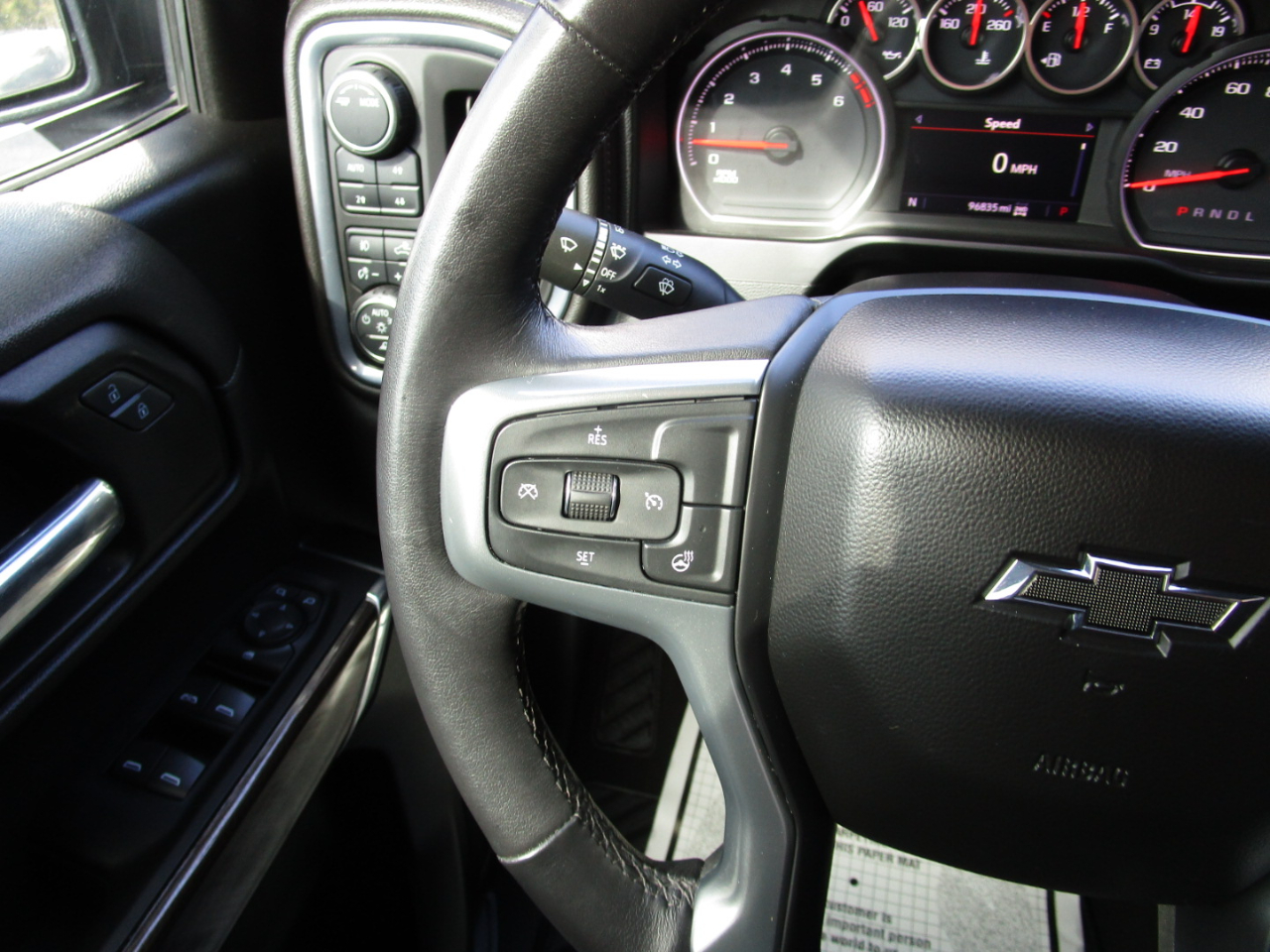 Chevrolet Silverado 1500 LTD 4WD Crew Cab 147" RST 2022 Chevrolet Silverado 1500 LTD 4WD Crew Cab 147" RST 2022