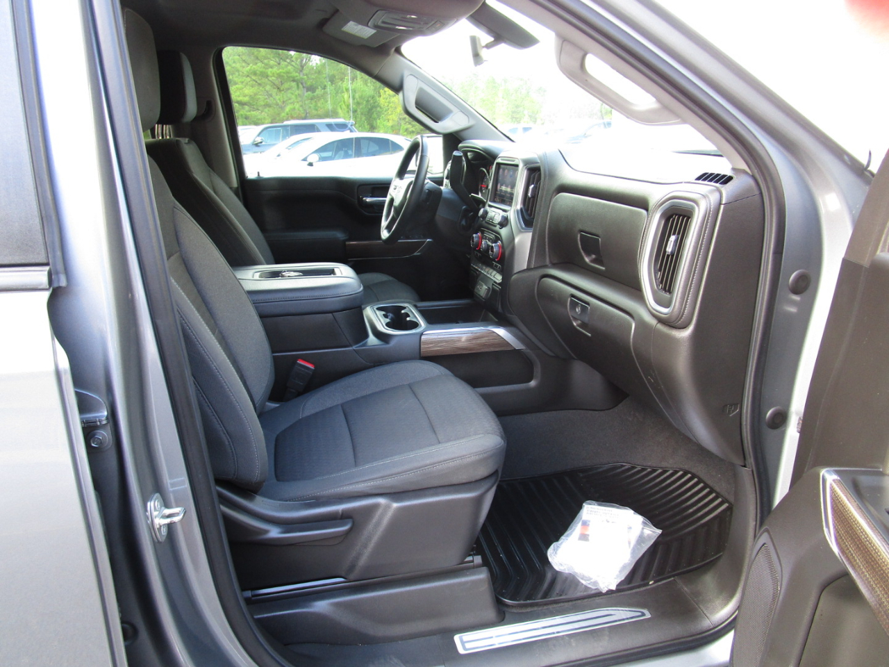 Chevrolet Silverado 1500 LTD 4WD Crew Cab 147" RST 2022 Chevrolet Silverado 1500 LTD 4WD Crew Cab 147" RST 2022