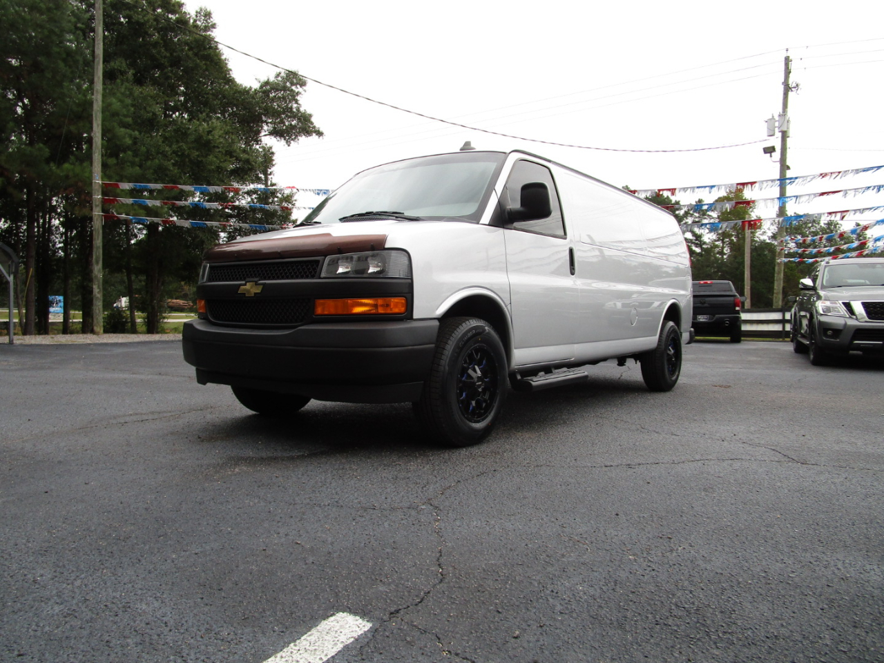 Chevrolet Express Cargo Van RWD 2500 155" 2022 Chevrolet Express Cargo Van RWD 2500 155" 2022