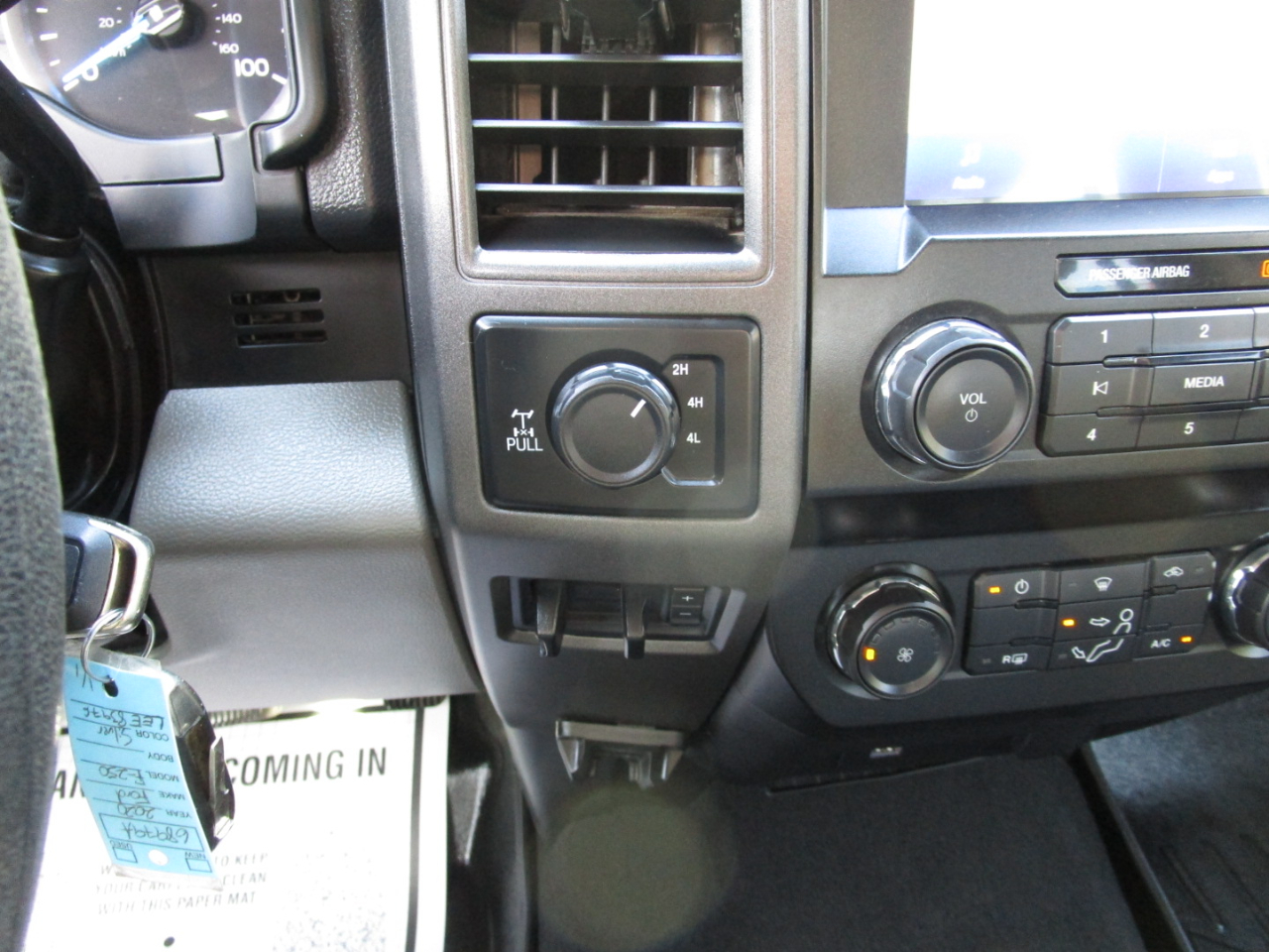 Ford Super Duty F-250 SRW XL 4WD Crew Cab 6.75' Box 2020