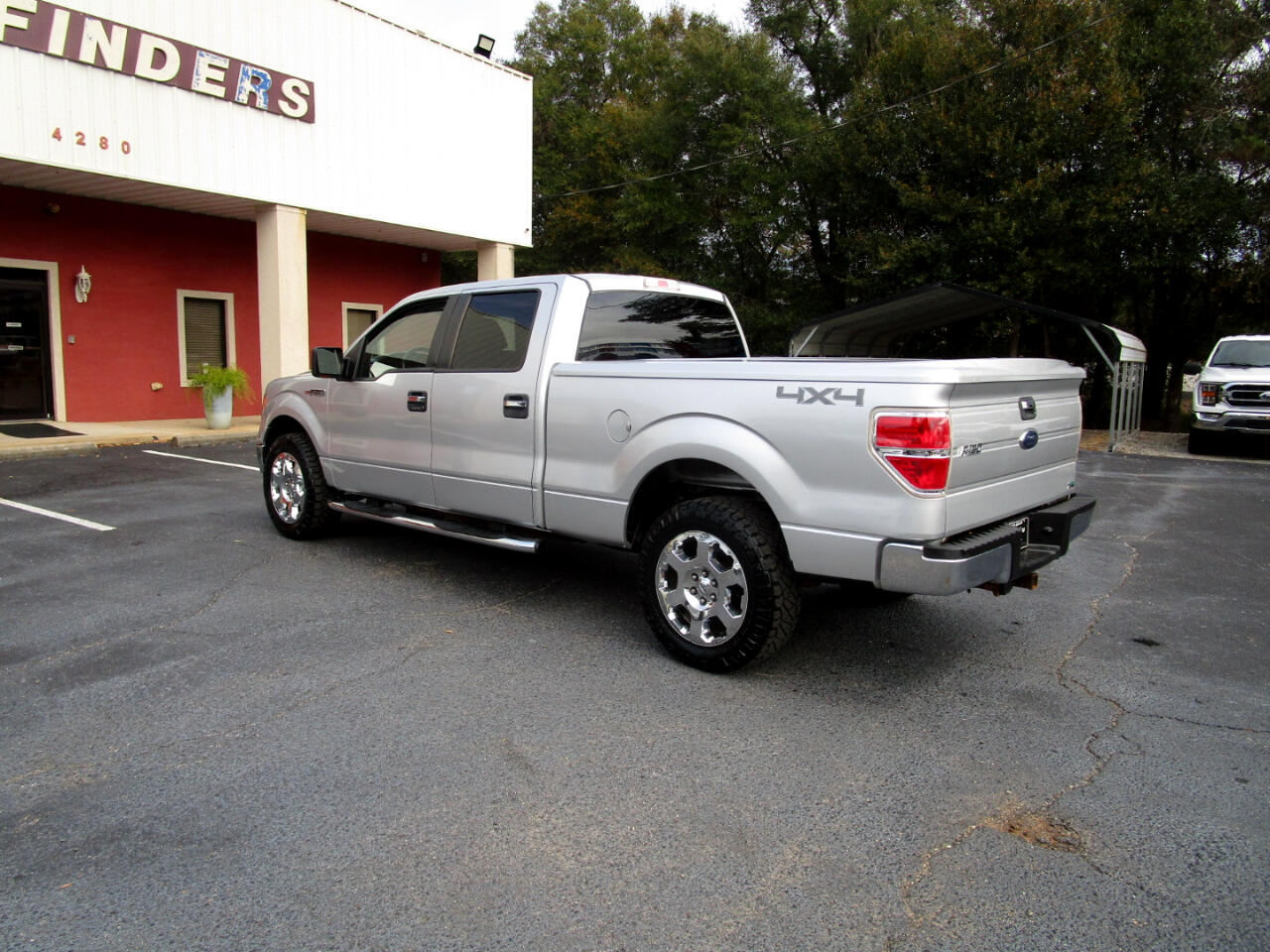 Ford F-150 4WD SuperCrew 145" XLT 2010