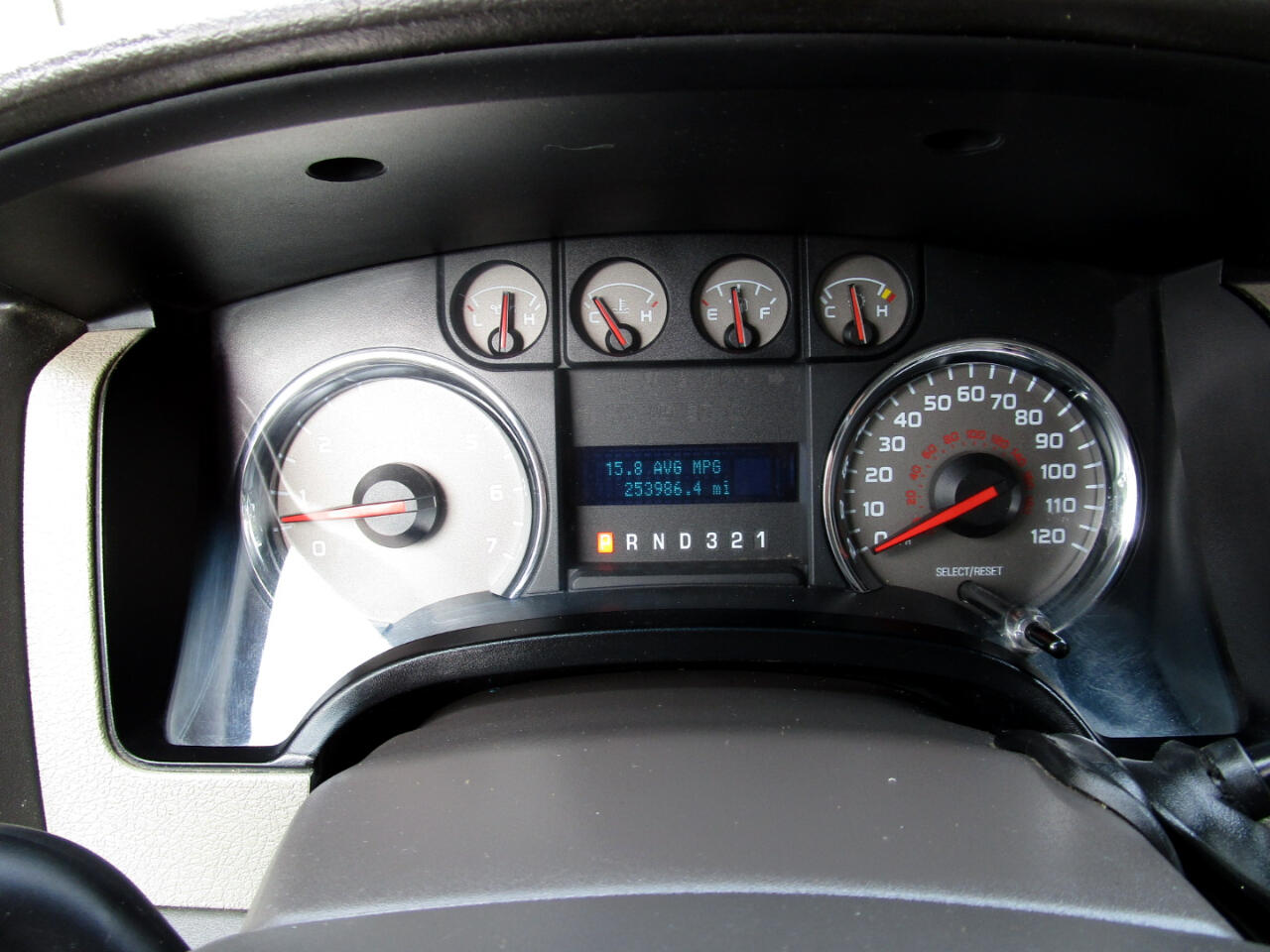 Ford F-150 4WD SuperCrew 145" XLT 2010