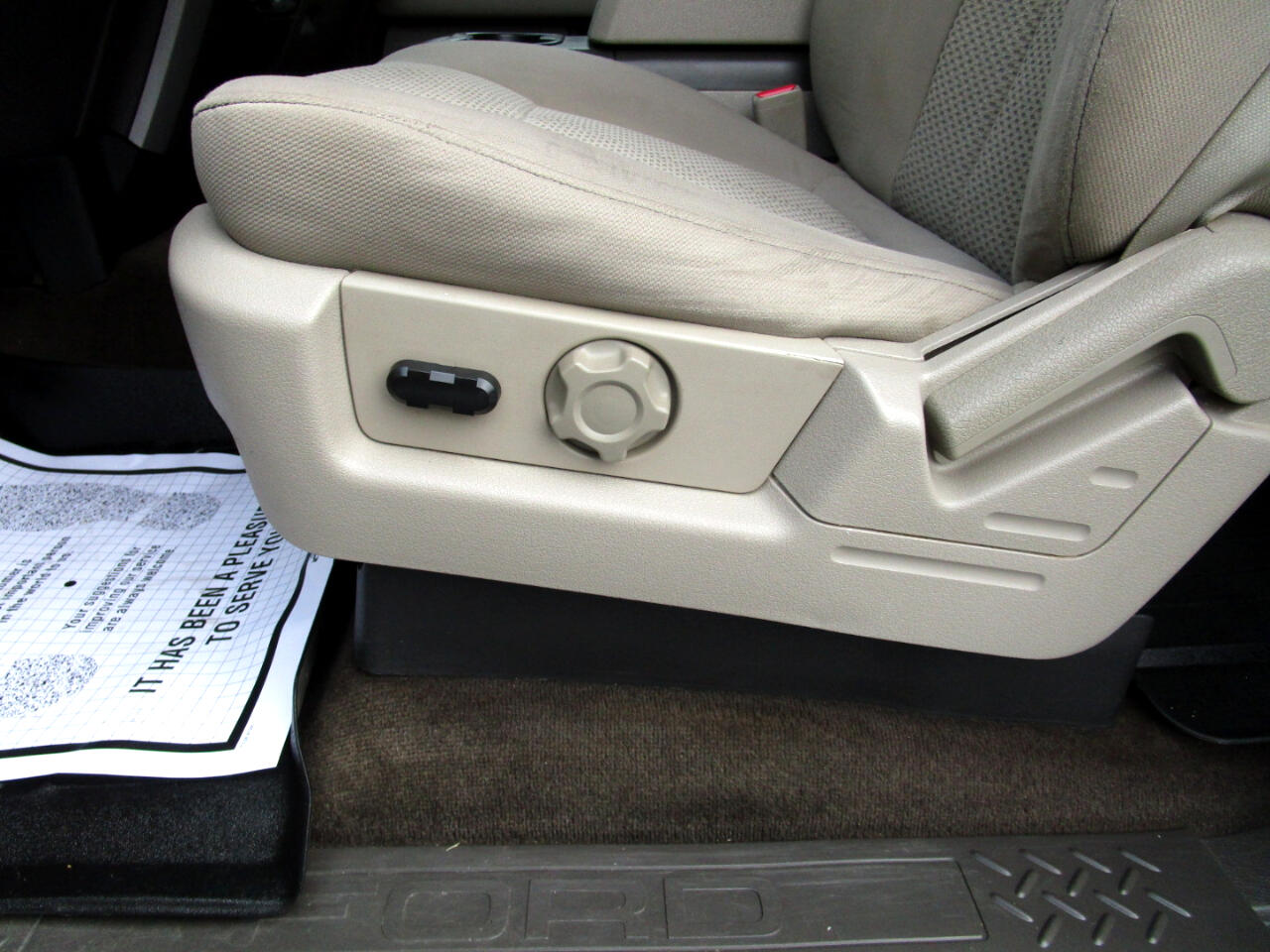 Ford F-150 4WD SuperCrew 145" XLT 2010