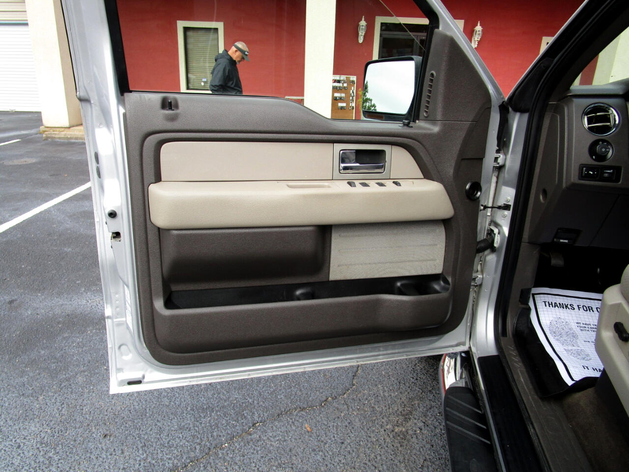 Ford F-150 4WD SuperCrew 145" XLT 2010