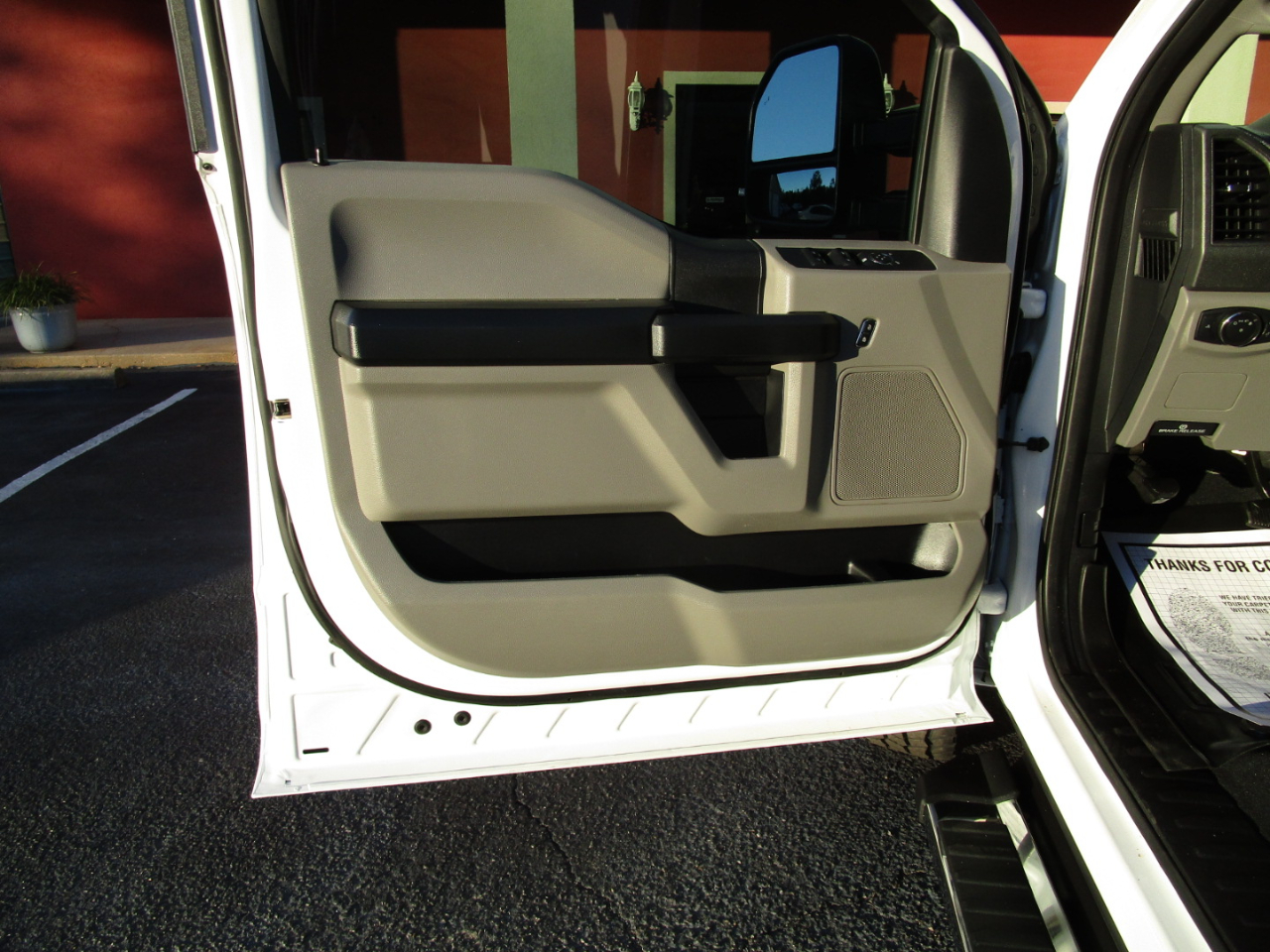 Ford Super Duty F-250 SRW XL 4WD Crew Cab 8' Box 2021