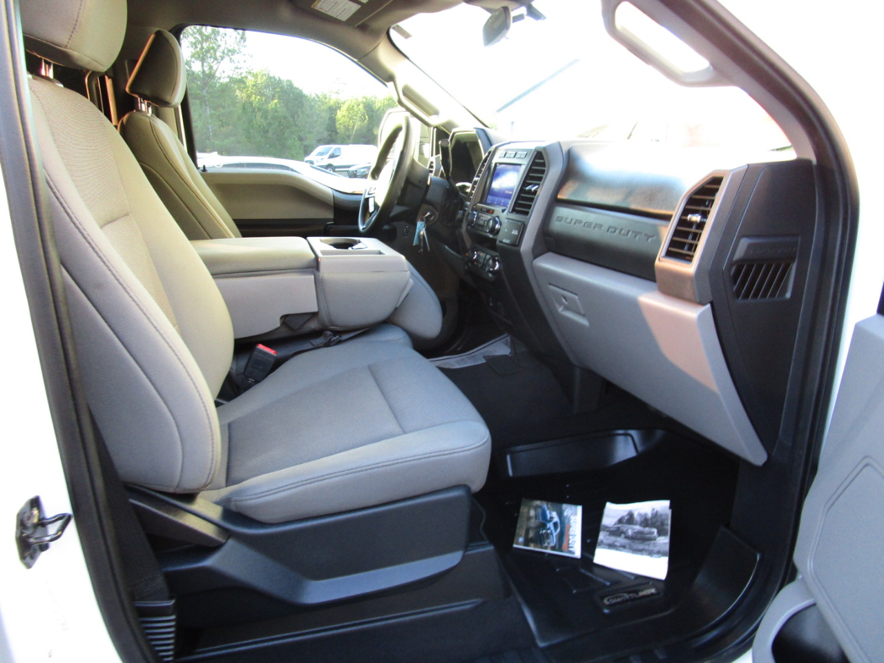 Ford Super Duty F-250 SRW XL 4WD Crew Cab 8' Box 2021