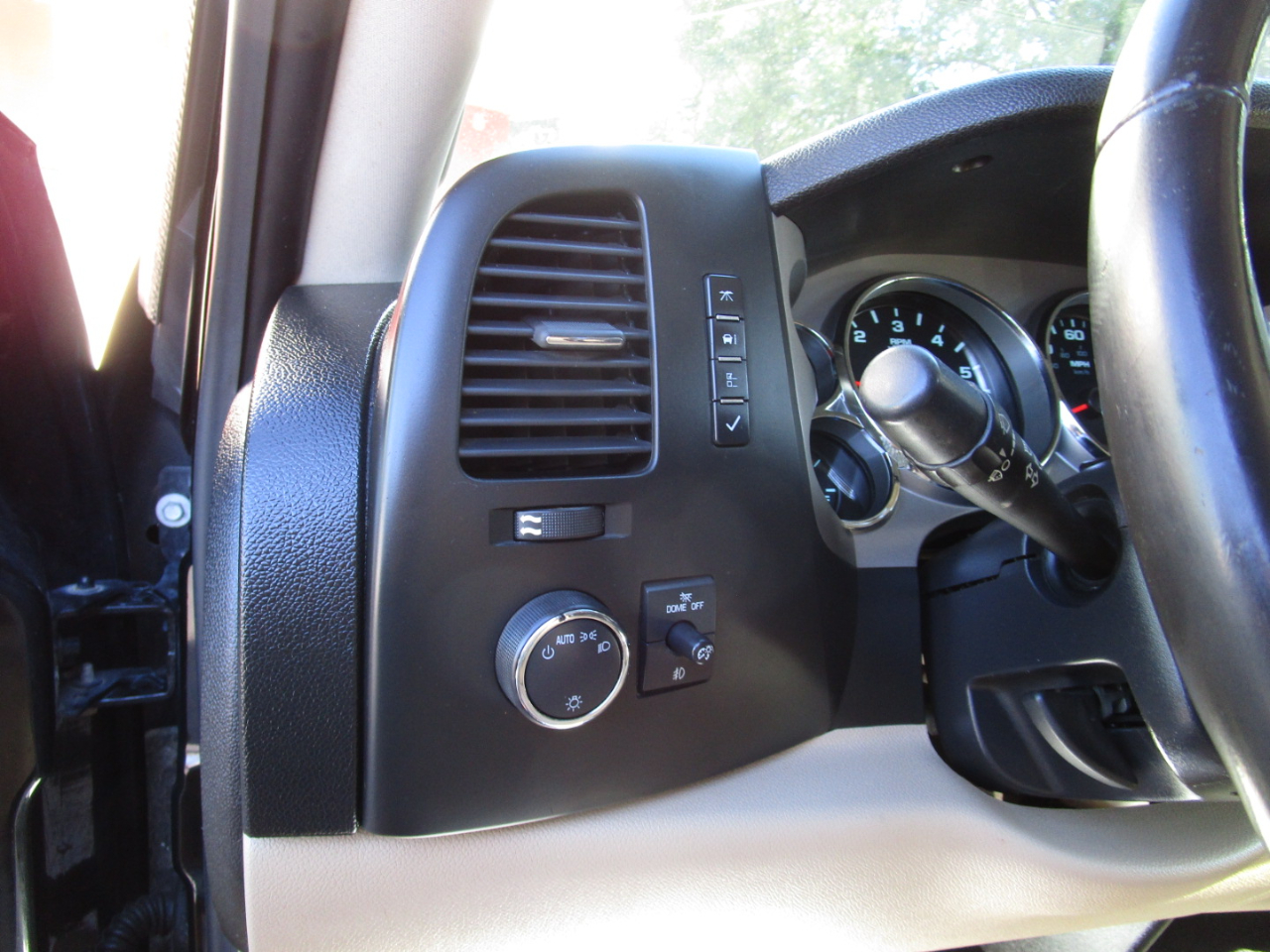 GMC Sierra 1500 4WD Crew Cab 143.5" SLE 2011