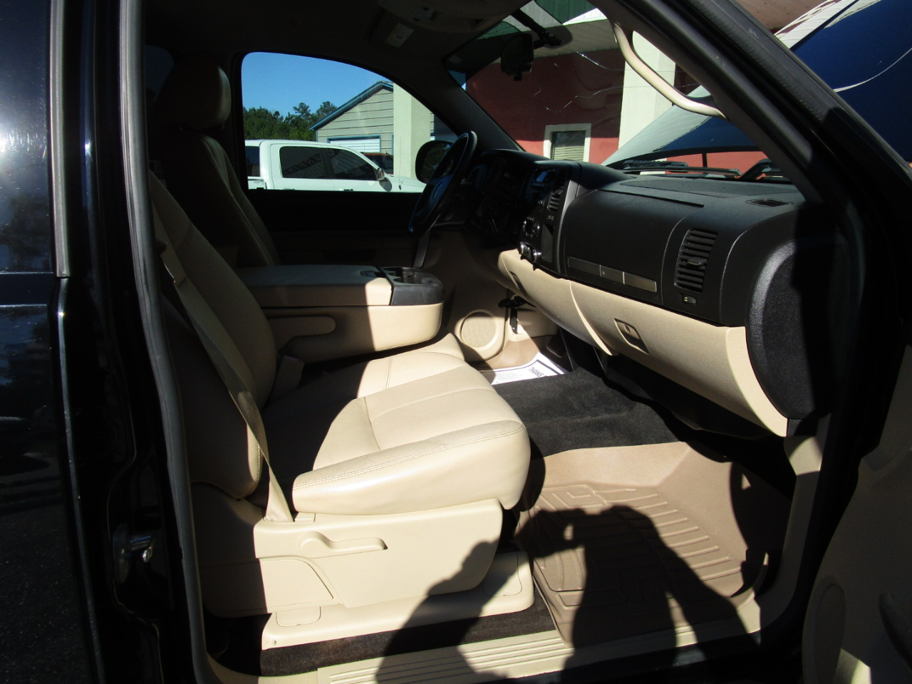 GMC Sierra 1500 4WD Crew Cab 143.5" SLE 2011