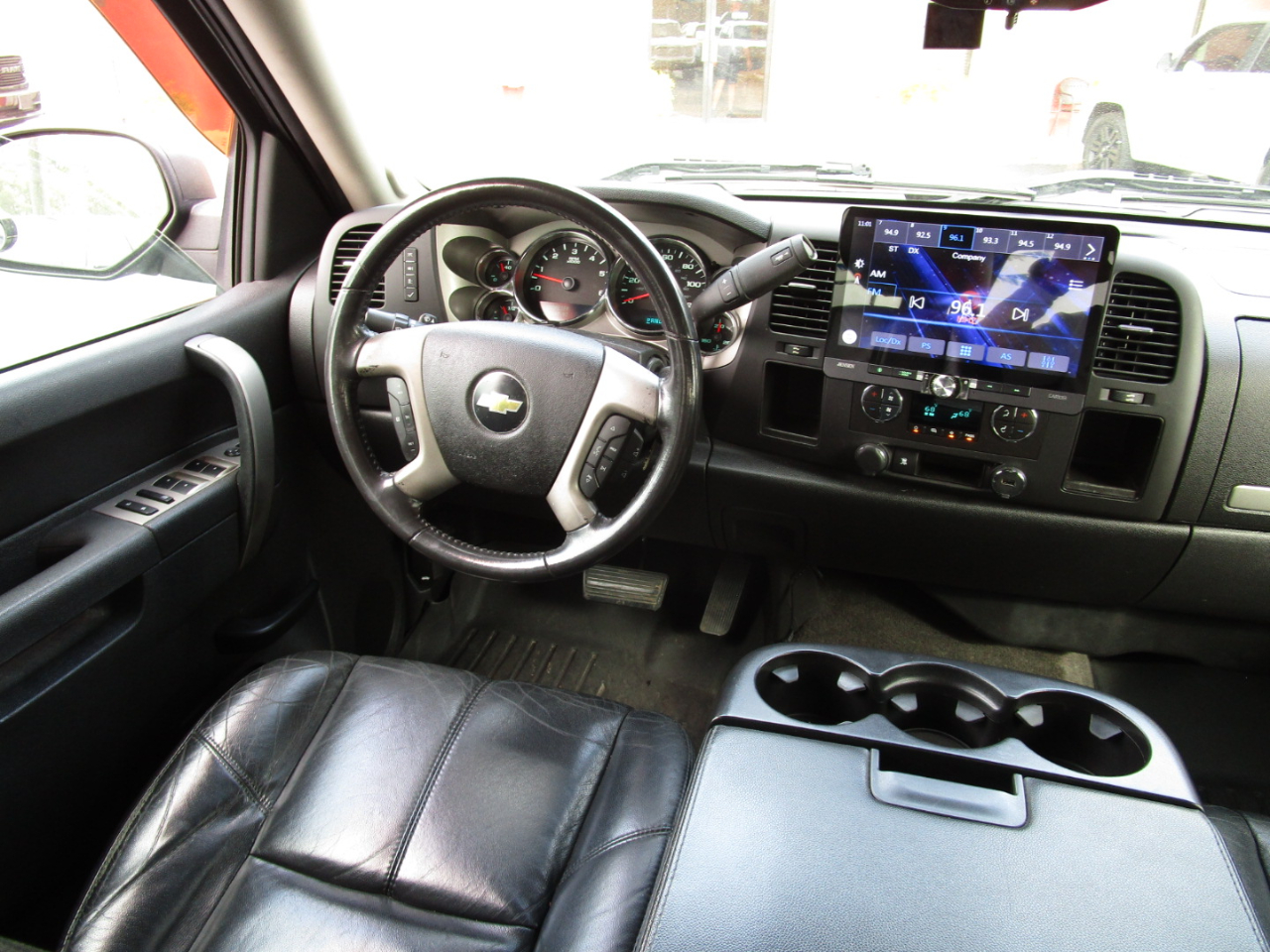 Chevrolet Silverado 1500 2WD Crew Cab 143.5" LT 2011