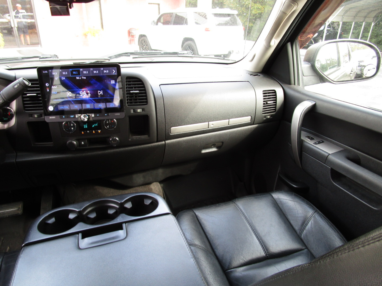 Chevrolet Silverado 1500 2WD Crew Cab 143.5" LT 2011