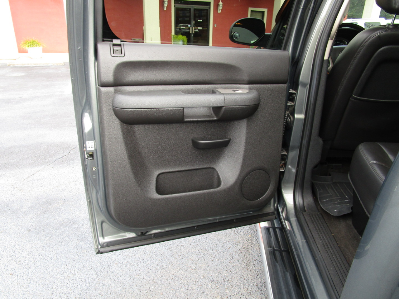 Chevrolet Silverado 1500 2WD Crew Cab 143.5" LT 2011