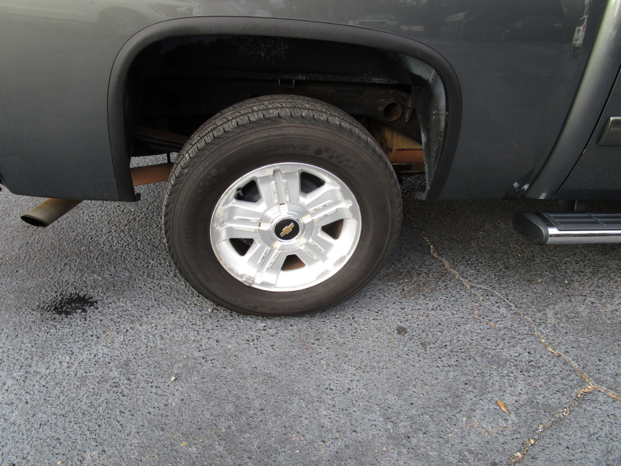 Chevrolet Silverado 1500 2WD Crew Cab 143.5" LT 2011