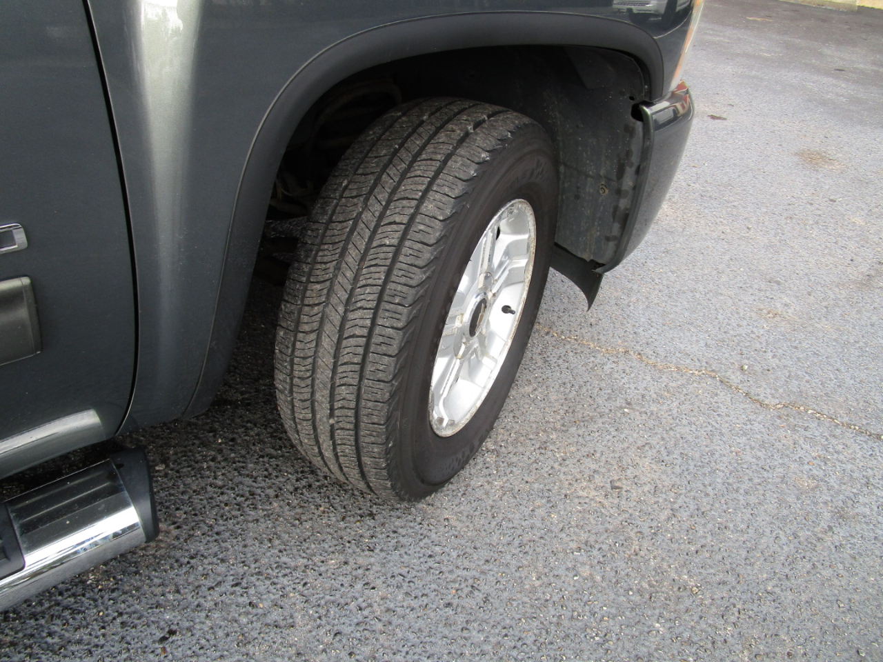 Chevrolet Silverado 1500 2WD Crew Cab 143.5" LT 2011