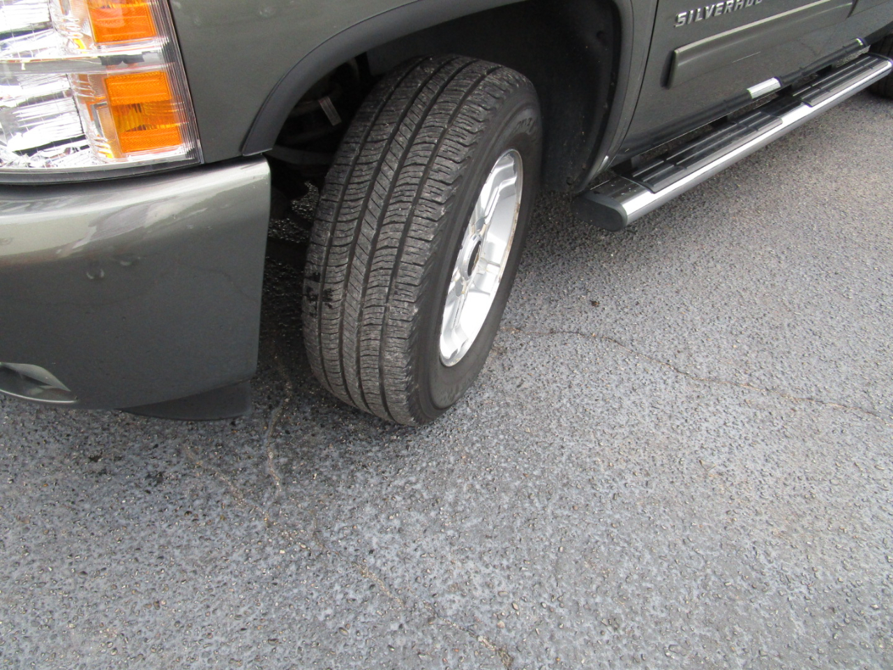 Chevrolet Silverado 1500 2WD Crew Cab 143.5" LT 2011