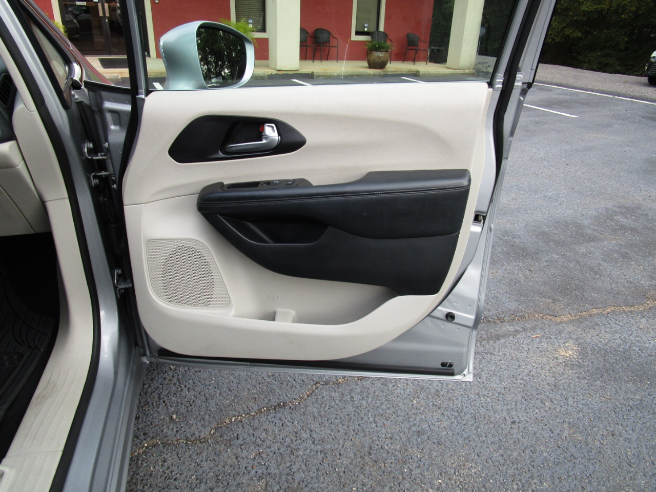 Chrysler Pacifica Limited FWD 2020