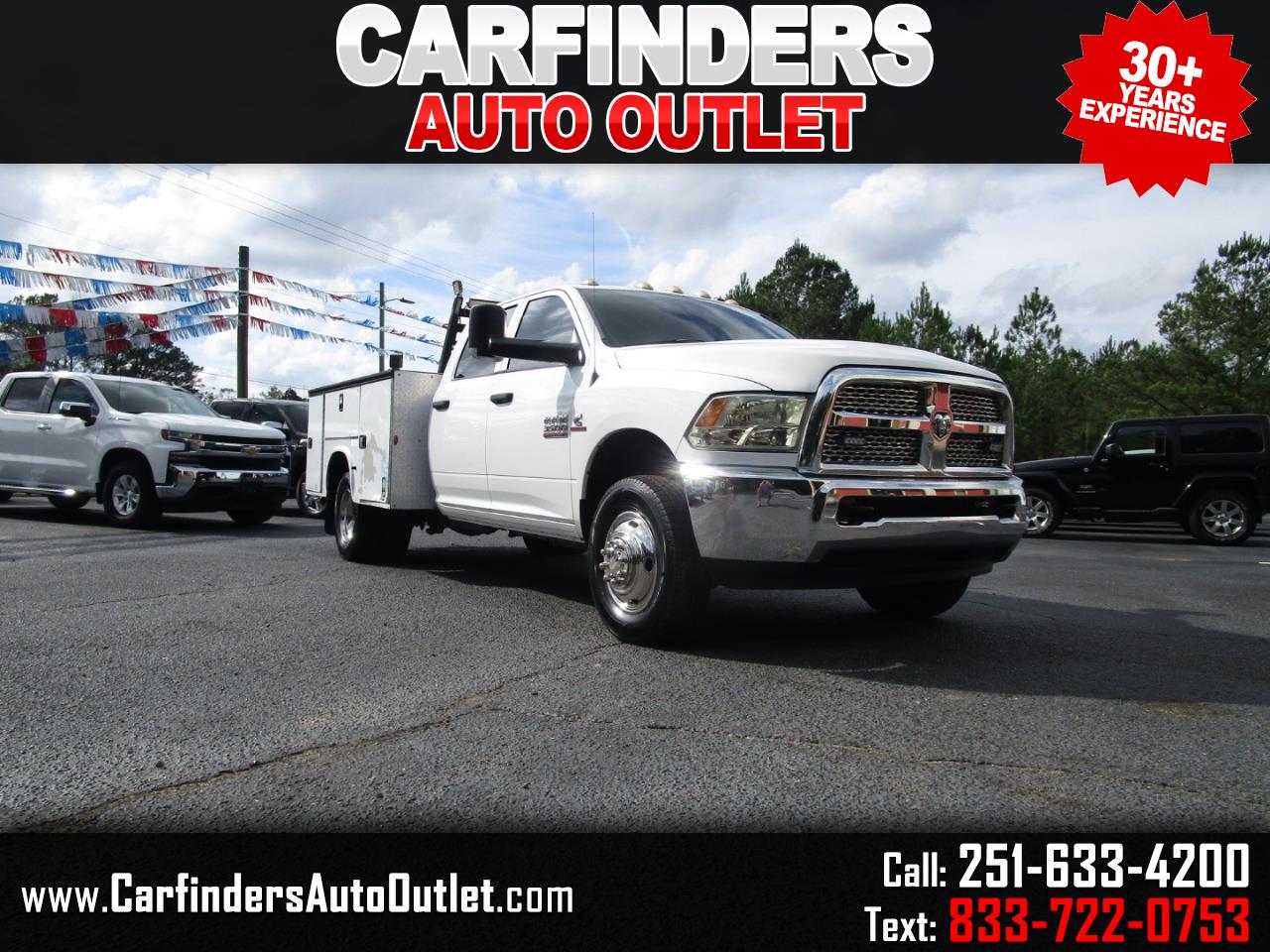 2015 RAM 3500 4WD Crew Cab 172" WB 60" CA Tradesman